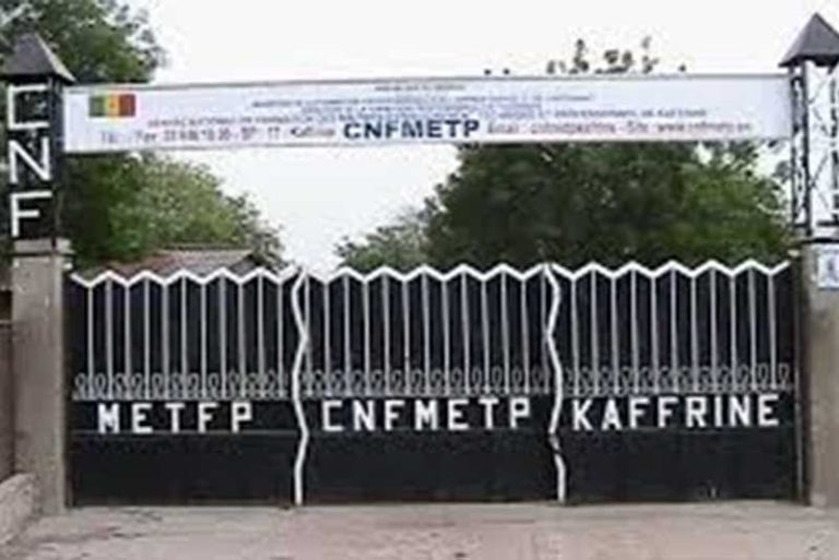 CENTRE NATIONAL DE FORMATION DES MAITRES D’ENSEIGNEMENT TECHNIQUE PRATIQUE DE KAFFRINE