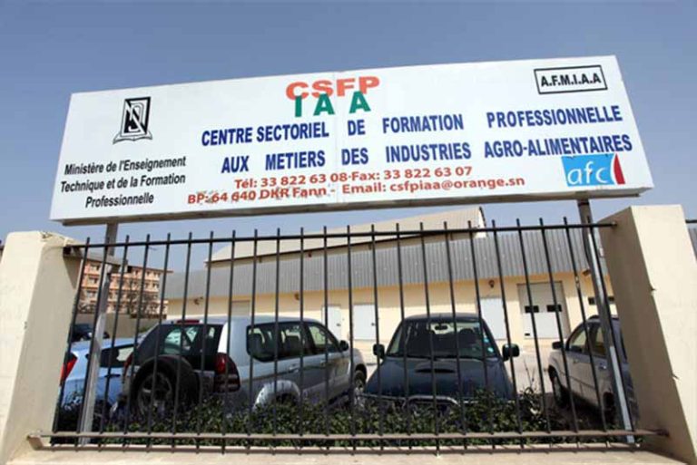 CENTRE SECTORIEL DE FORMATION PROFESSIONNELLE AUX METIERS DES INSUSTRIES AGRO- ALIMENTAIRES (CSFP- IAA)